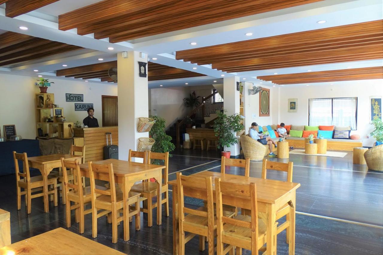 Hotel Karuna Pokhara Buitenkant foto