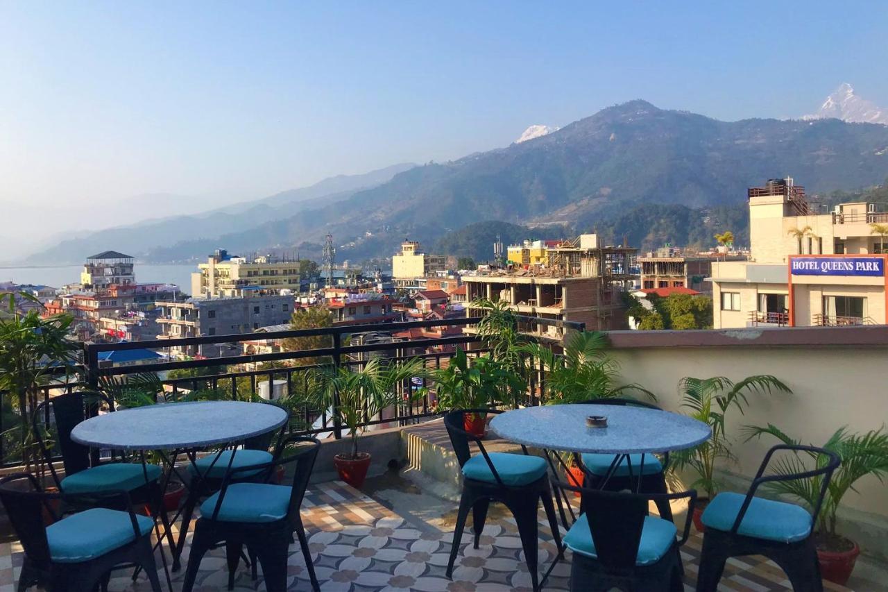 Hotel Karuna Pokhara Buitenkant foto